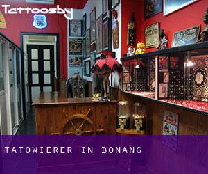 Tätowierer in Bonang