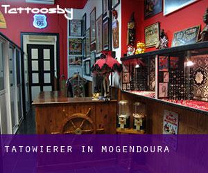 Tätowierer in Mogendoura